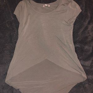 High low green t-shirt